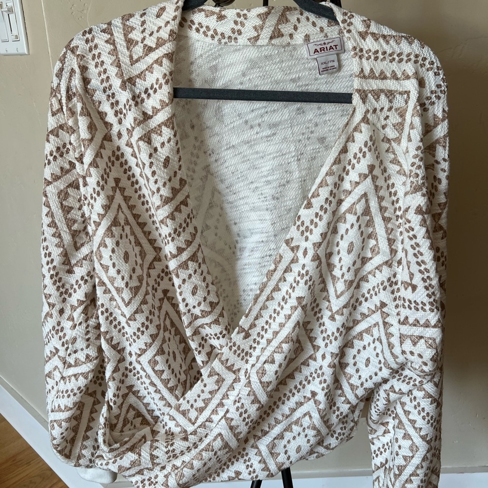 Ariat women’s sweater size xxl